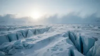 Referência — a crista da geleira polar ao amanhecer